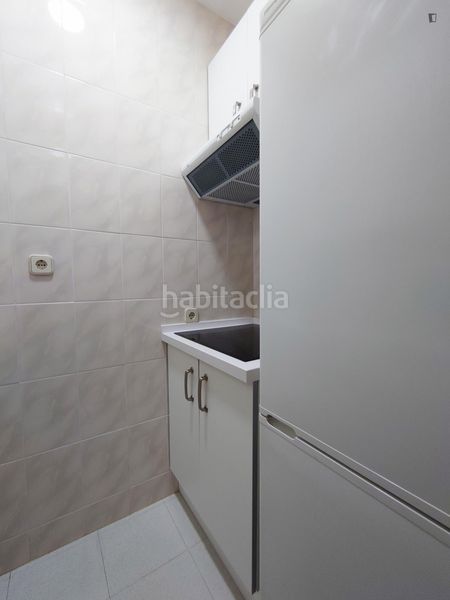 Foto b9222cb3-3f5e-4885-a3bb-0edc570c7381. Miete studiowohnung in Cortes-Huertas Madrid