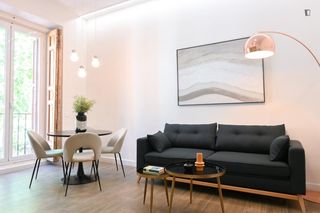 Rent Apartment in Embajadores-Lavapiés