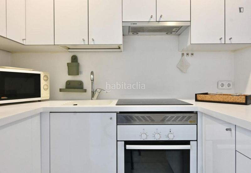 Foto 3c6b9070-06ff-4e10-830b-6a02a6b3ba43. Lloguer apartament amb calefacció a Sol Madrid
