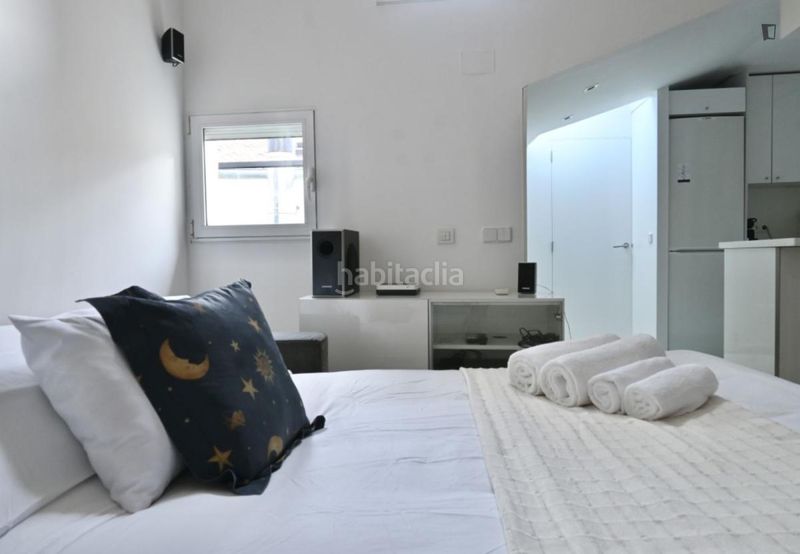 Foto a8f74f3e-84fd-42f3-8118-7b5763689853. Lloguer apartament amb calefacció a Sol Madrid