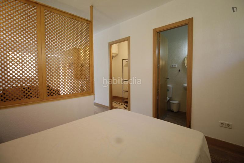 Foto 1125196b-6c77-49b7-b131-9c1e0c697457. Location studio dans Pinar del Rey Madrid