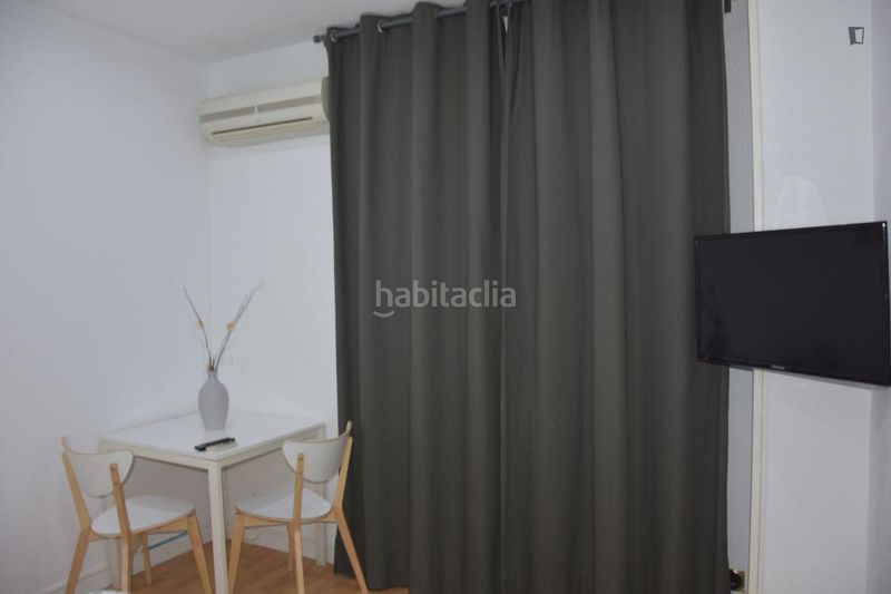 Foto bf7ab9d1-77a8-4b50-81d0-9eba996197c6. Miete studiowohnung mit heizung in Palacio Madrid