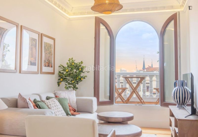 Foto 21afd221-3b53-43e5-9a20-79fa789e7536. Lloguer apartament a Palacio Madrid