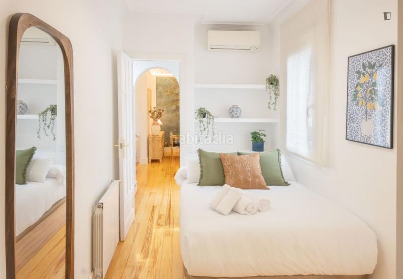 Foto 5b91fc1c-6b30-44c1-9100-f06accc361a1. Lloguer apartament a Palacio Madrid
