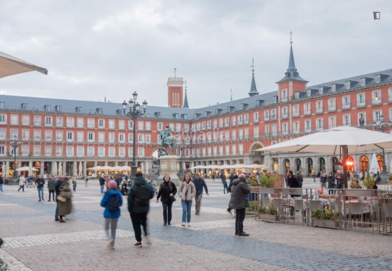 Foto a87f5560-ad2e-4dcd-8f79-e1ce96dd7ce2. Lloguer apartament a Palacio Madrid