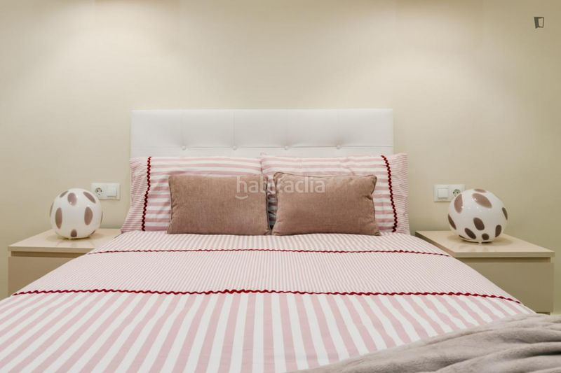 Foto 1790bda9-c0b3-4945-a5c6-05b2ba585205. Alquiler apartamento en Gòtic Barcelona