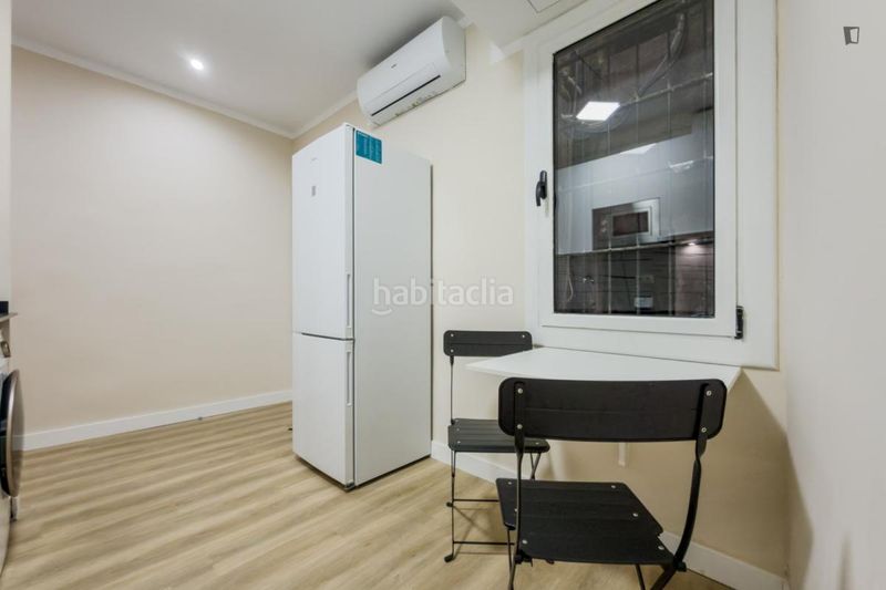 Foto 58eab91e-034c-4d1d-9b4e-5e5017eac520. Alquiler apartamento en Gòtic Barcelona