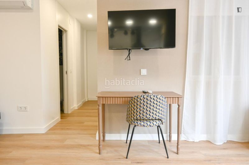 Foto 0fe39d71-b20a-4f74-9d7a-43826695bcac. Miete appartement mit heizung in Lucero Madrid