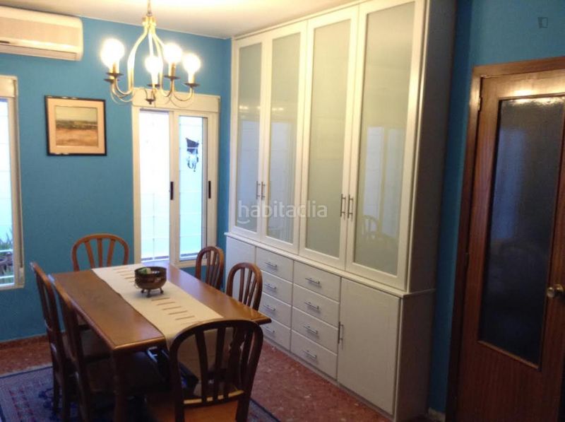 Foto 5c5079ae-3527-4096-ac2c-fa544f49624a. Lloguer casa amb calefacció a colores - entreparques Sevilla