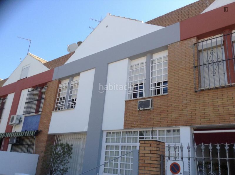 Foto 9f4449a4-9041-47b0-9e5f-d3fd97c82366. Lloguer casa amb calefacció a colores - entreparques Sevilla