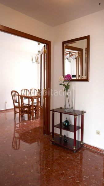Foto e1f62d76-176a-4a3a-8b2f-6df1ab349e00. Lloguer casa amb calefacció a colores - entreparques Sevilla
