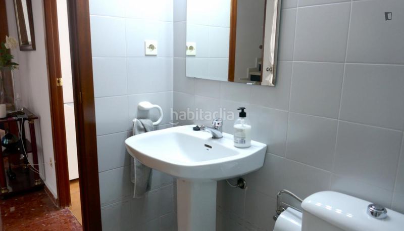 Foto e882b395-0f84-4de9-8138-a5056aab31f1. Lloguer casa amb calefacció a colores - entreparques Sevilla