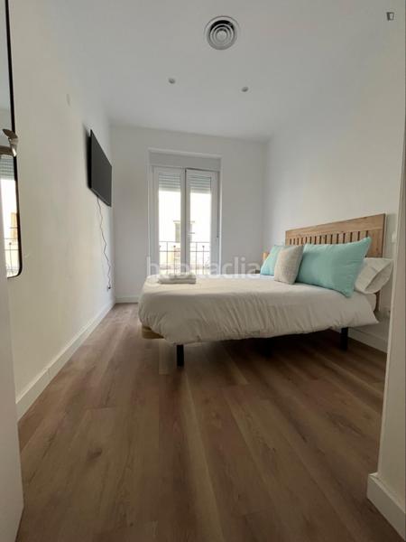 Foto a0c5151d-6b8a-4759-9170-fc9700f6edbe. Alquiler apartamento en San Isidro Madrid