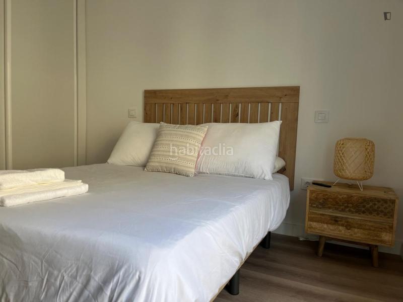 Foto 4dce55c0-b62a-4787-a940-8e2f87d7a7a4. Location appartement dans San Isidro Madrid