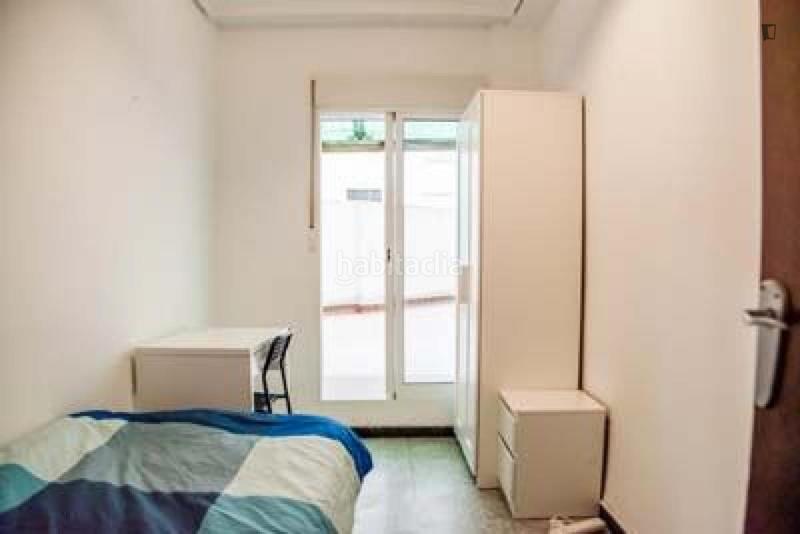 Foto ce318435-bffd-4ea3-b060-b267446cce6d. Lloguer apartament a Ciutat Universitaria Valencia