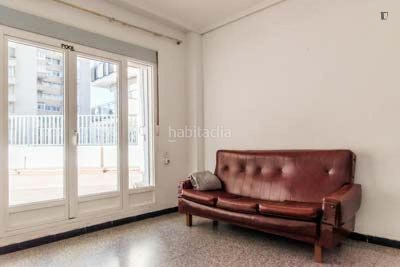 Foto f79e7984-6f2f-45a1-82e5-ad0d8859a731. Alquiler apartamento en Ciutat Universitaria Valencia