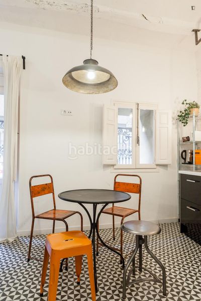 Foto 1b3d85d9-1225-4533-b91b-01af43ae93cc. Lloguer estudi amb calefacció a Gòtic Barcelona