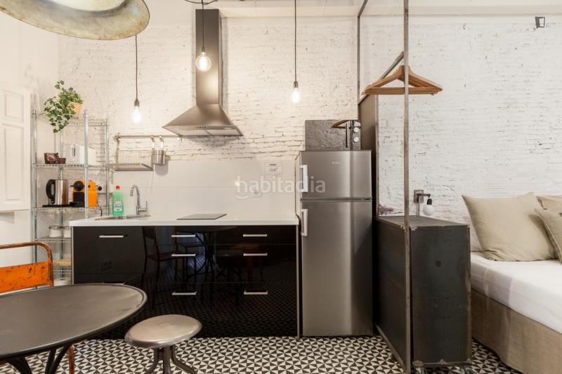 Foto df6cc25a-9bc0-4a4a-a959-957b913e7e90. Location studio avec chauffage dans Gòtic Barcelona