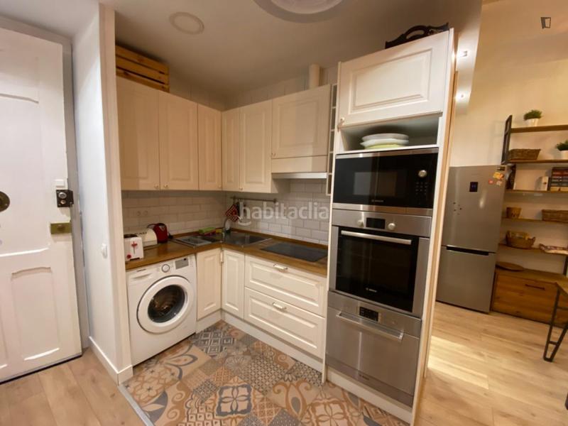 Foto 1b7ebbdc-8eb2-42a5-87e4-cdc7a2a15029. Alquiler apartamento en El Clot Barcelona