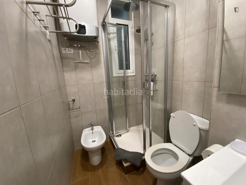 Foto 46a81ea8-64cb-45d4-98eb-f3069bc52f9a. Alquiler apartamento en El Clot Barcelona