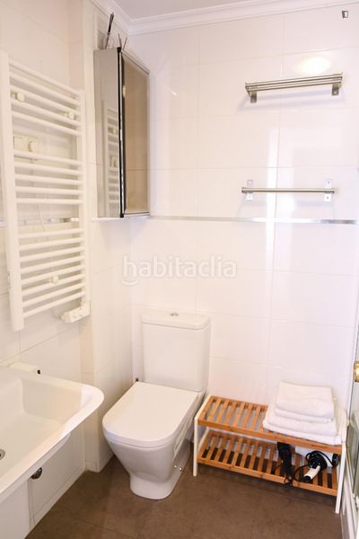 Foto abb3eb0e-4f80-4614-bb4e-1e935a71c975. Lloguer apartament a Cortes-Huertas Madrid