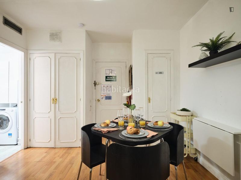 Foto 969728dc-632d-4ff6-9d33-ccebda74e744. Miete appartement mit heizung in Lista Madrid