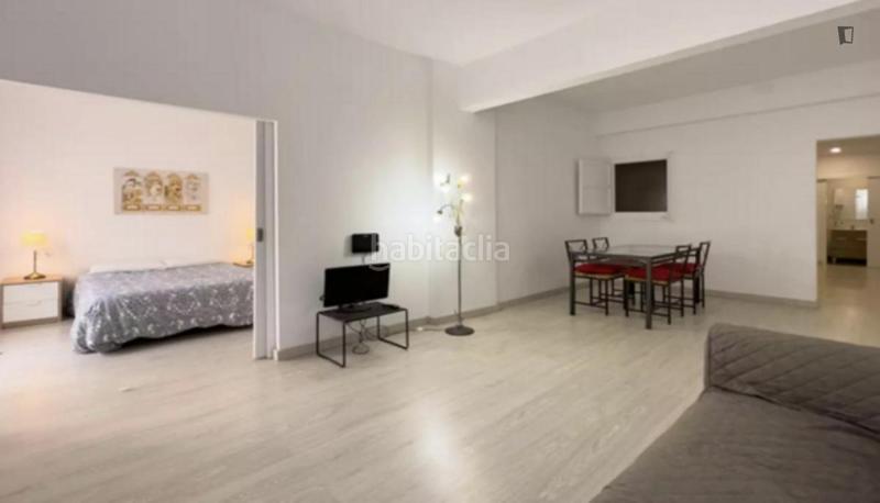 Foto 7a7ec386-3a1f-4a5c-bcdc-baff2269d61f. Alquiler estudio en Sant Gervasi - Galvany Barcelona