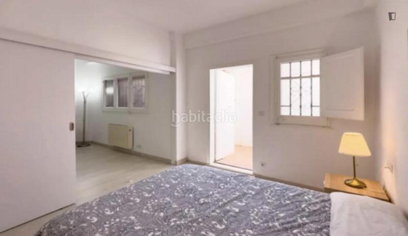 Foto b620a6ef-622a-4bb0-afaa-a60d9ab7041f. Alquiler estudio en Sant Gervasi - Galvany Barcelona