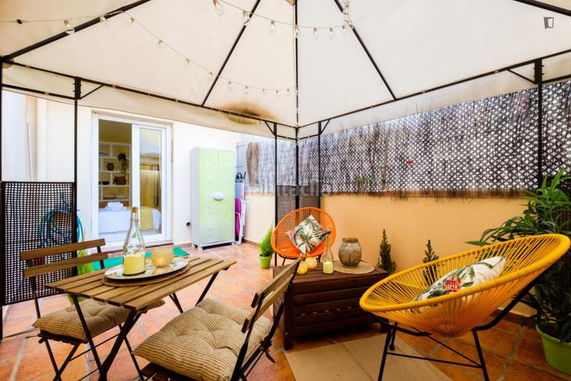 Foto 5e11fc21-9553-43a8-8ede-cbf1f4aed47d. Lloguer estudi amb calefacció a Universidad-Malasaña Madrid