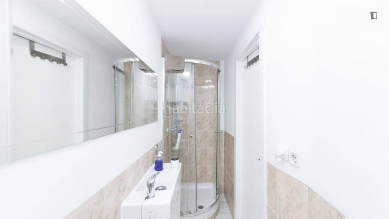 Foto 14535c0f-a4a7-4314-8ada-3355d60878a7. Lloguer apartament amb calefacció a Numancia Madrid