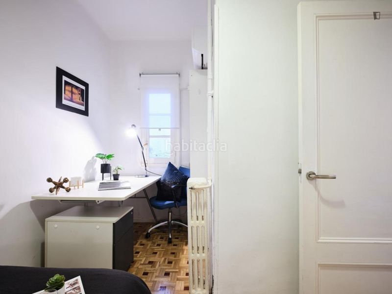 Foto 5bbb57b3-9593-459e-b7d2-1db2a56d8f94. Lloguer apartament amb calefacció a Ciudad Jardín Madrid