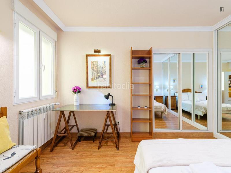 Foto b46b713d-ae81-4b65-ad40-47606323eaee. Rent apartment with heating in Arapiles Madrid