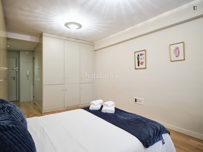 Foto 1bab17cd-1263-4e05-9acc-cf53aa042059. Miete studiowohnung mit heizung in Lista Madrid