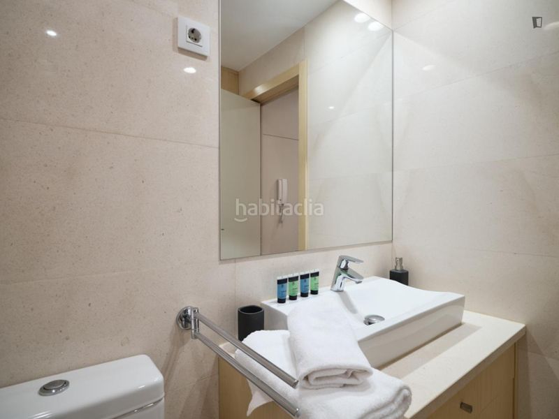 Foto 410d5ac3-d834-487f-9edc-0516ba9c85e7. Miete studiowohnung mit heizung in Lista Madrid