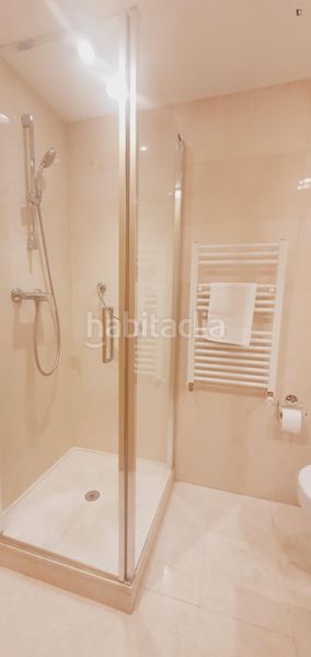Foto 6e09bba3-bd57-4c79-b3d2-82591c63ed81. Miete studiowohnung mit heizung in Lista Madrid