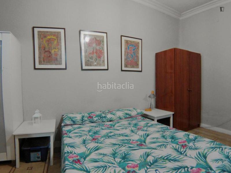 Foto c774d2dc-a363-4b24-9187-bf4b42145ba1. Alquiler estudio en Argüelles Madrid