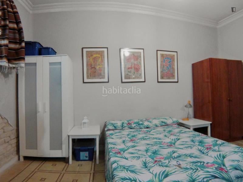 Foto d22df9b9-125d-459d-91e1-9088ad830947. Alquiler estudio en Argüelles Madrid