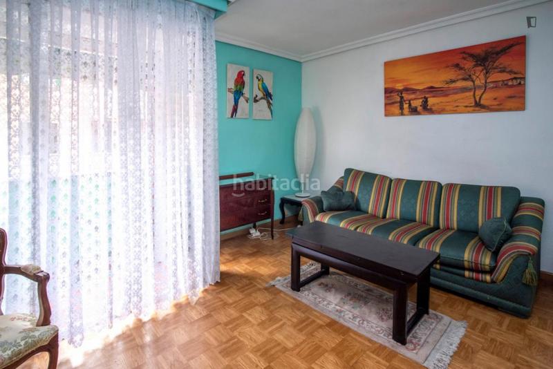 Foto 8636528d-0f56-4e58-9ea4-6e89b452b7d5. Lloguer apartament a Valdezarza Madrid