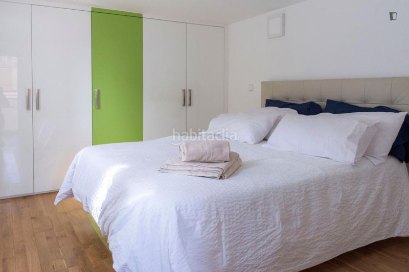 Foto a359f64f-1fce-49bd-832f-4ba3d12133ba. Lloguer apartament a Sol Madrid