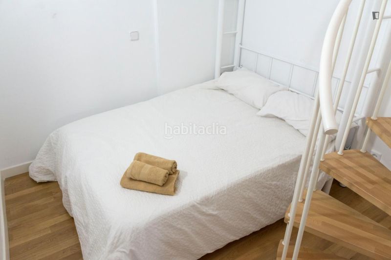 Foto c657df72-dae9-4260-bc40-27d9e9838651. Lloguer apartament a Sol Madrid