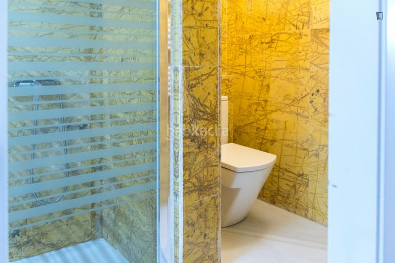 Foto fa7ed31c-761b-4906-a91c-69accfc29336. Lloguer apartament a Sol Madrid
