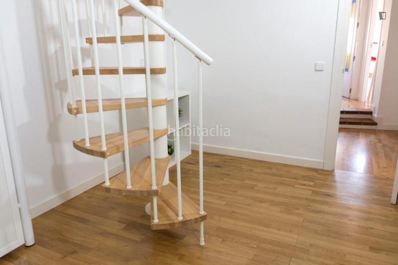 Foto 457012f9-367f-48f0-8ad1-659f25a731ca. Location appartement dans Sol Madrid