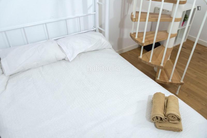 Foto 8e388740-455b-4723-ab46-342459be6ec2. Location appartement dans Sol Madrid