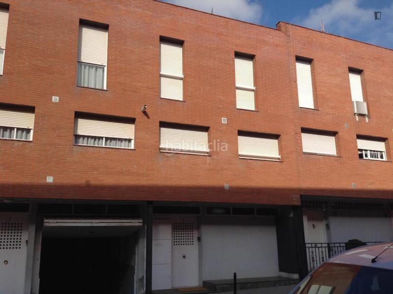 Foto cc933e22-2d7d-45d0-a922-dcfc6591e526. Miete haus mit heizung in Roc Blanc Terrassa