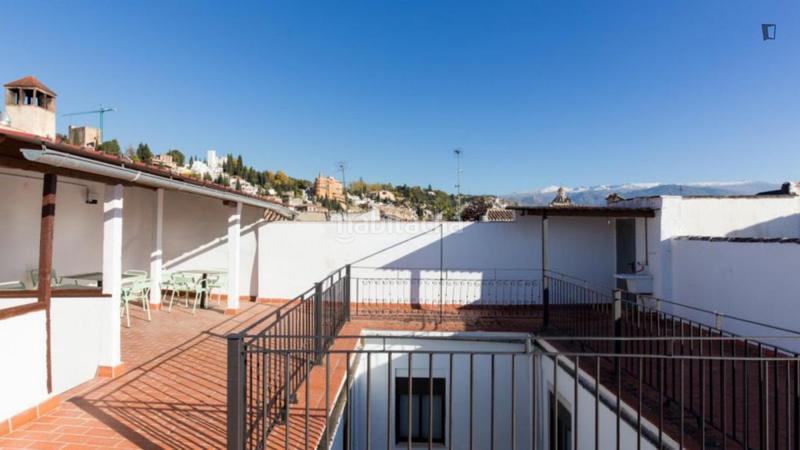 Foto f3ae1102-6b54-4eae-b8d1-925e878b9e64. Alquiler estudio en San Matías - Realejo Granada