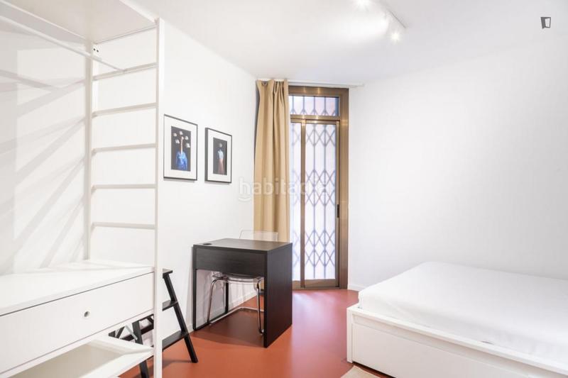 Foto cd0679bb-f15b-432f-9346-fc54637ce583. Location appartement avec chauffage dans Barceloneta Barcelona