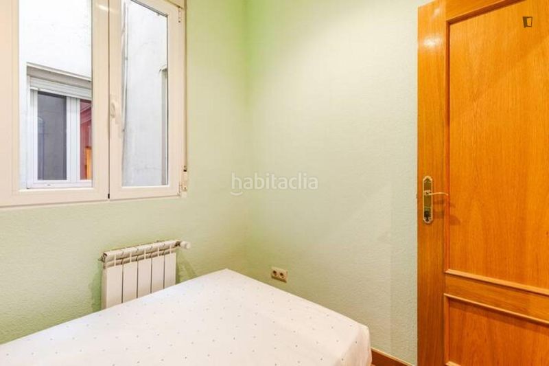 Foto b04855f7-8804-4b24-83f6-ab3a94574bb7. Miete haus in Palacio Madrid