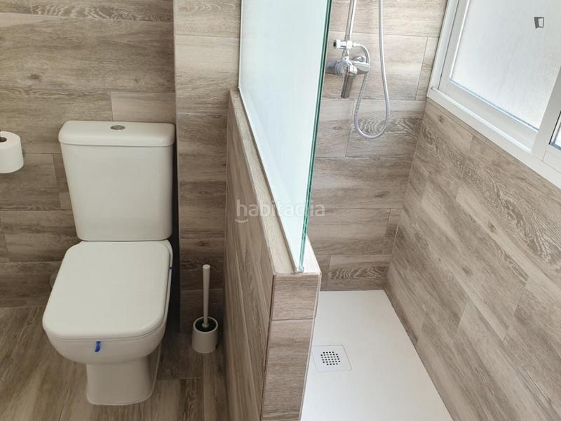 Foto 14b3a5ea-3e99-4f4a-85cf-c5772aeba2dd. Alquiler apartamento en L´Amistat Valencia