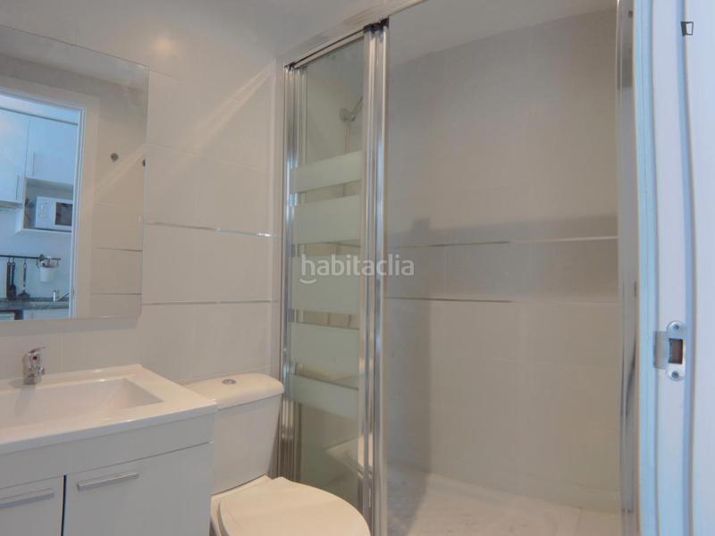 Foto f78b8d9e-6be4-4b21-bd39-1d57115151ef. Alquiler estudio en Pradolongo Madrid