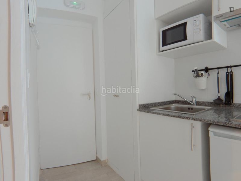 Foto a3575381-ef03-4996-8a9d-ebb42564841e. Rent studio in Pradolongo Madrid